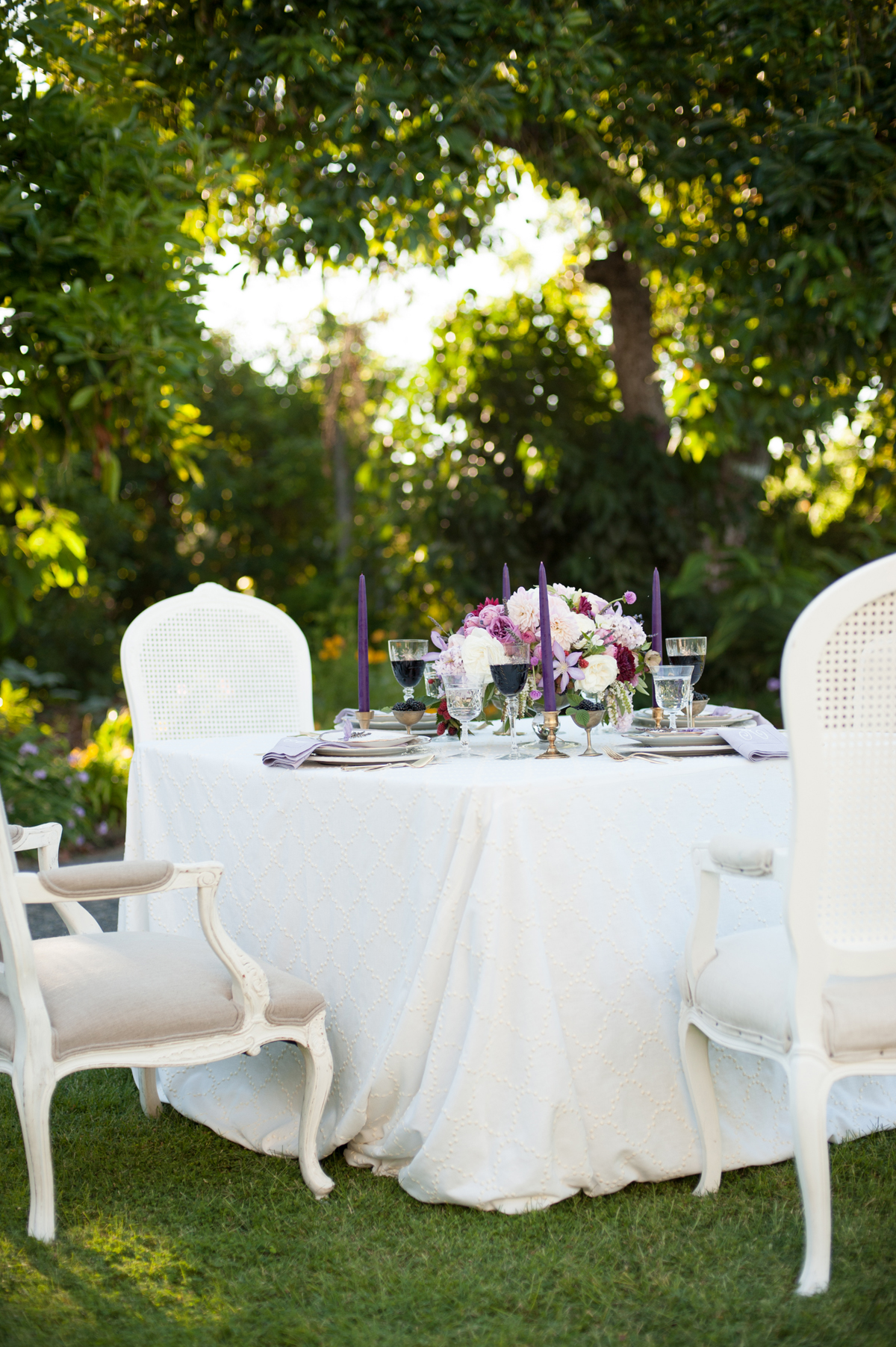 Purple and White Wedding Table