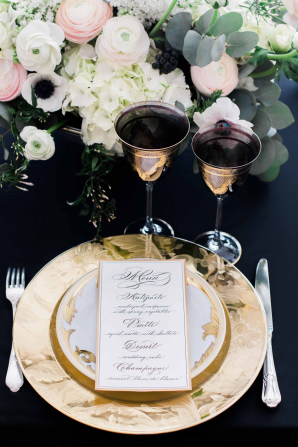 Gold and Black Wedding Table