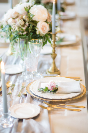 Gold and Gray Wedding Table