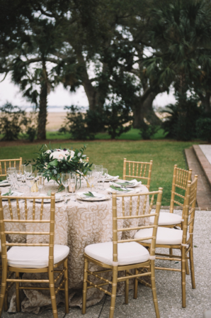 Gold and Champagne Wedding Table