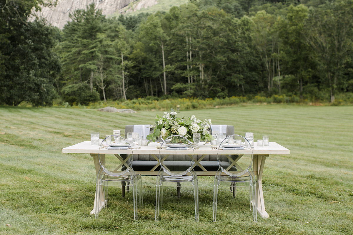 Outdoor Mountain Wedding Table
