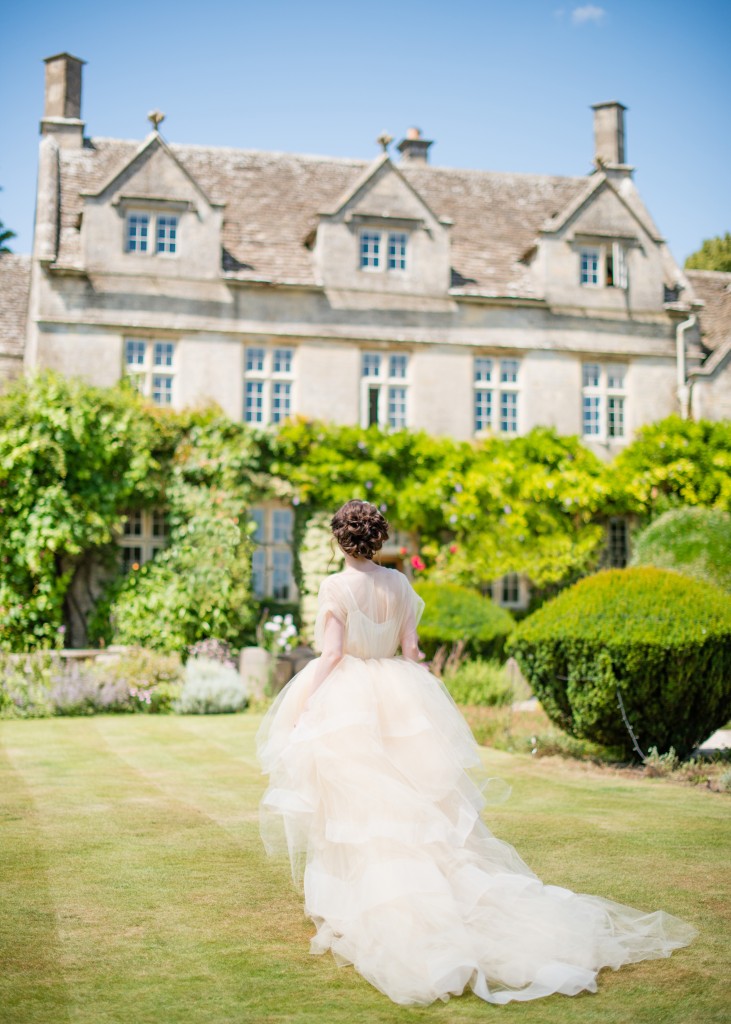 How to Have a Quintessentially British Wedding