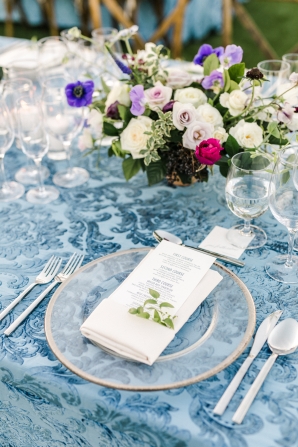 Wedding Table in Blue Velvet