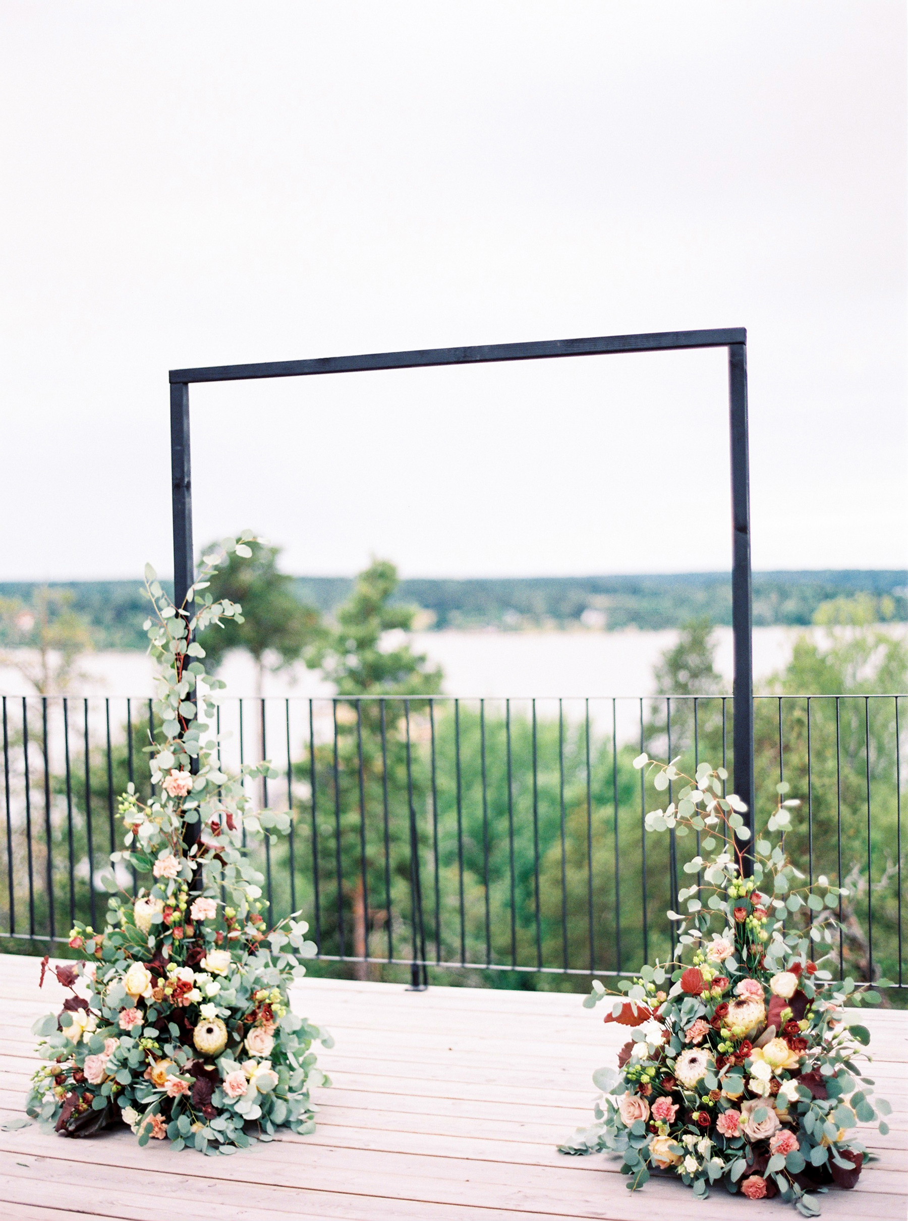 Bright and Warm Colored Wedding Inspiration in Sweden 2 Brides Photography02