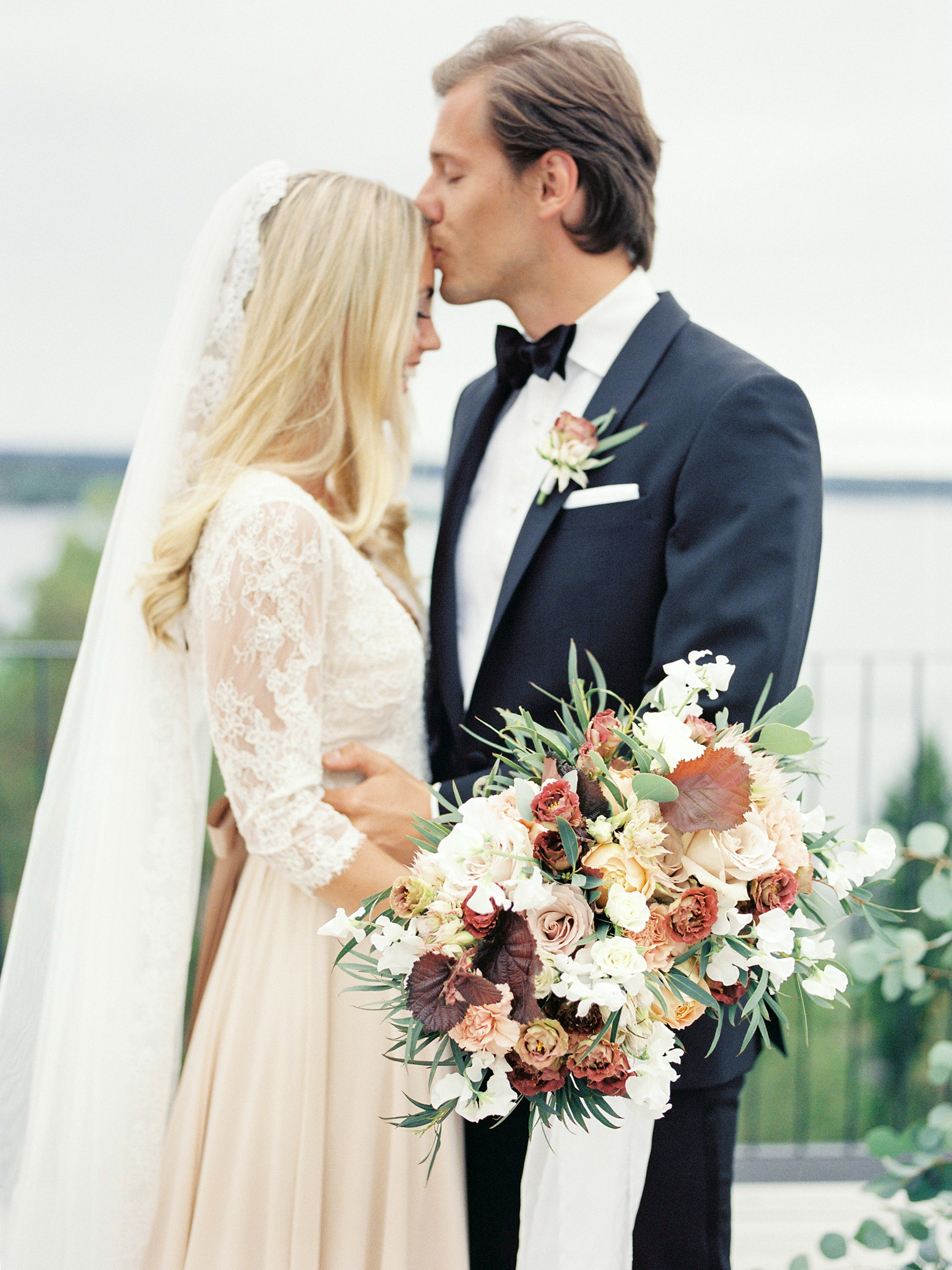 Bright and Warm Colored Wedding Inspiration in Sweden 2 Brides Photography13