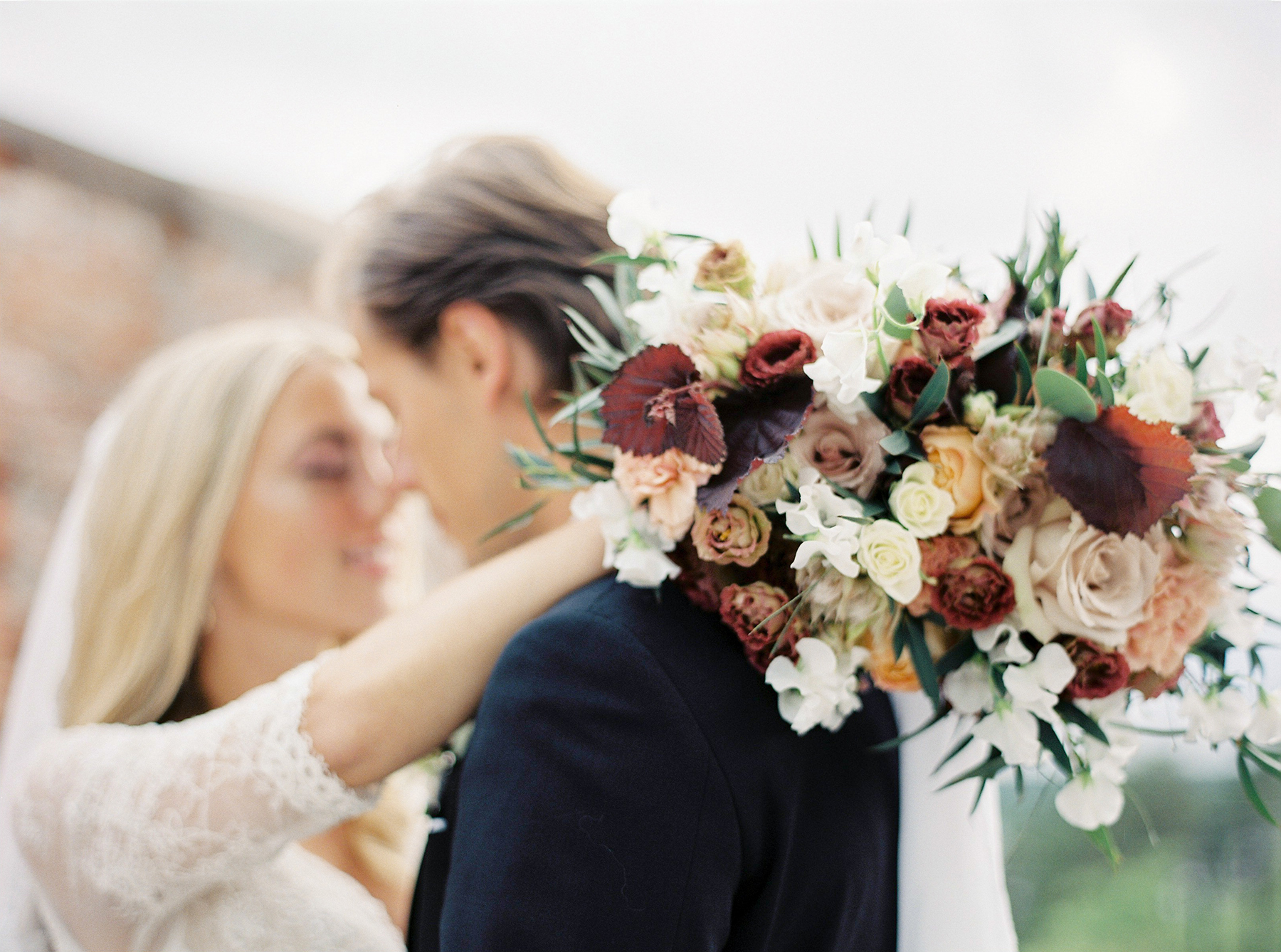 Bright and Warm Colored Wedding Inspiration in Sweden 2 Brides Photography47