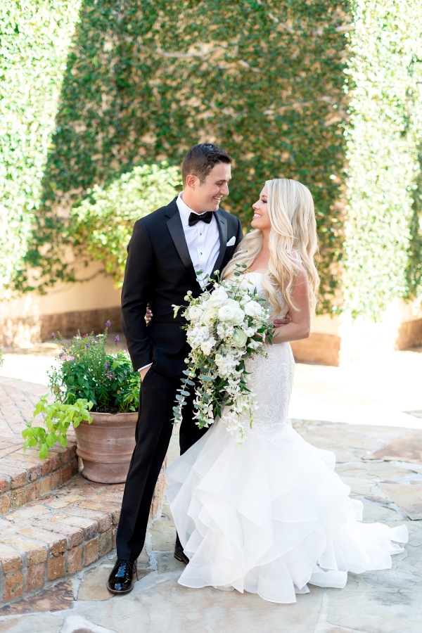 Classic White and Green Destination Wedding for Denver Couple Kristen Weaver15