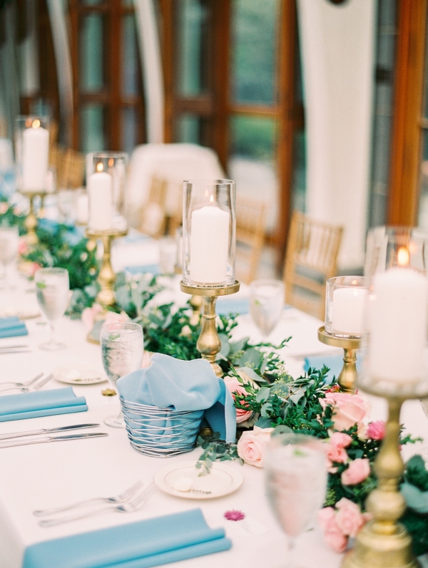 Pink and Blue Wedding Table