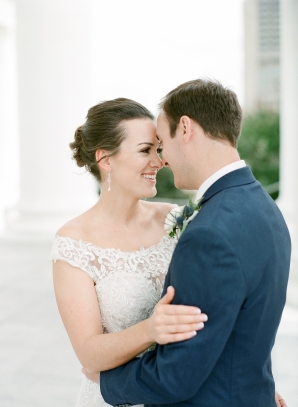 Traditional Virginia Wedding with Pops of Blue12