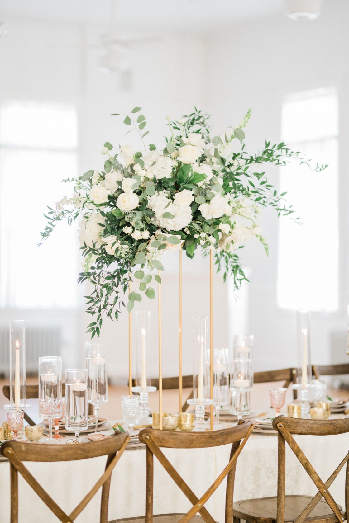 Classic Soft White Wedding Inspiration Flora Bloom Photography04