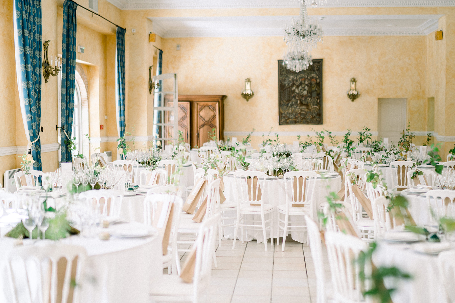 French Chateau Wedding Inspired by Nature Romain Vaucher05
