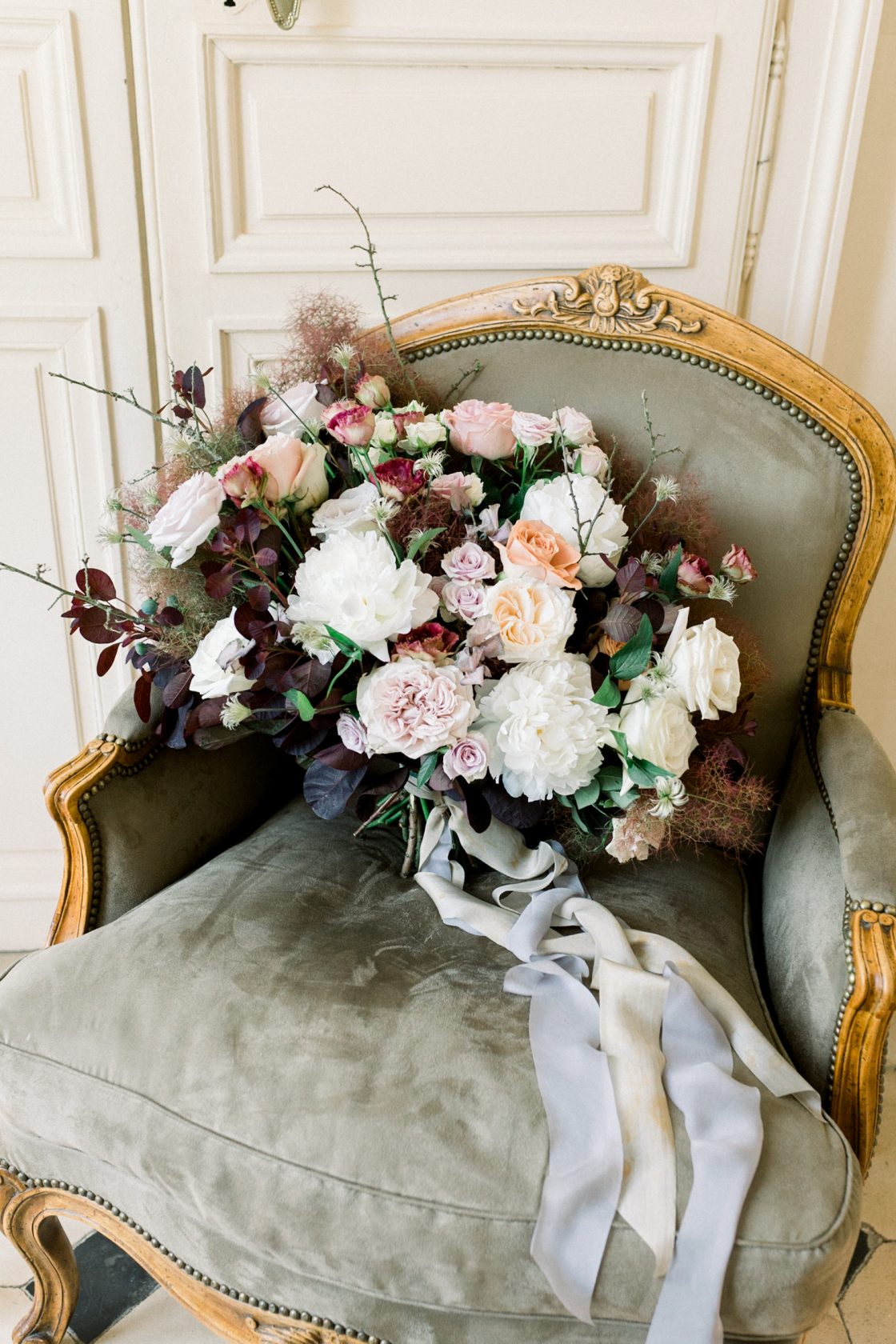 Intimate and Lush Elopement Inspiration in Normandy Alexi Lee Photography11