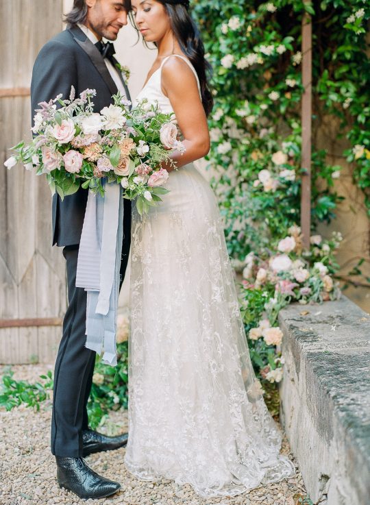 Organic Luxe Elopement Inspiration Alicia Yarrish Photography31