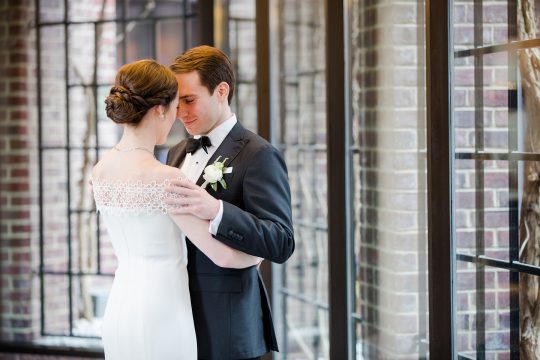 Timeless DC Wedding with Shades of Green Kristen Gardner Photography07