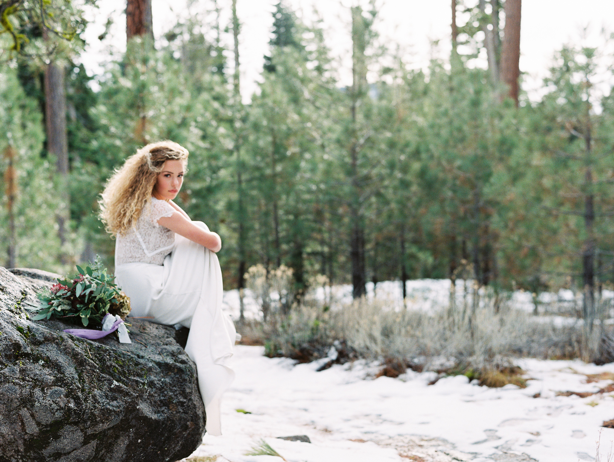 Romantic Forest Bridal Inspiration Grace Aston Photography10