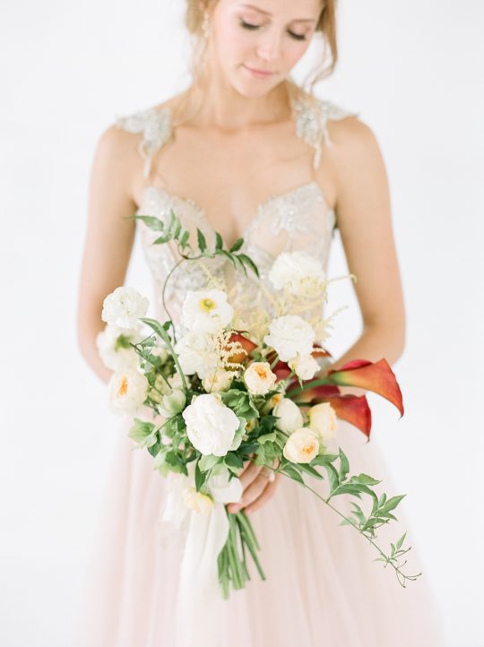 Fiery Romantic Ivory and Rust Bouquet