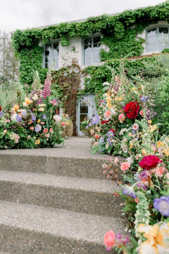 Impressionist Art Inspired Wedding Ceremony Flowers