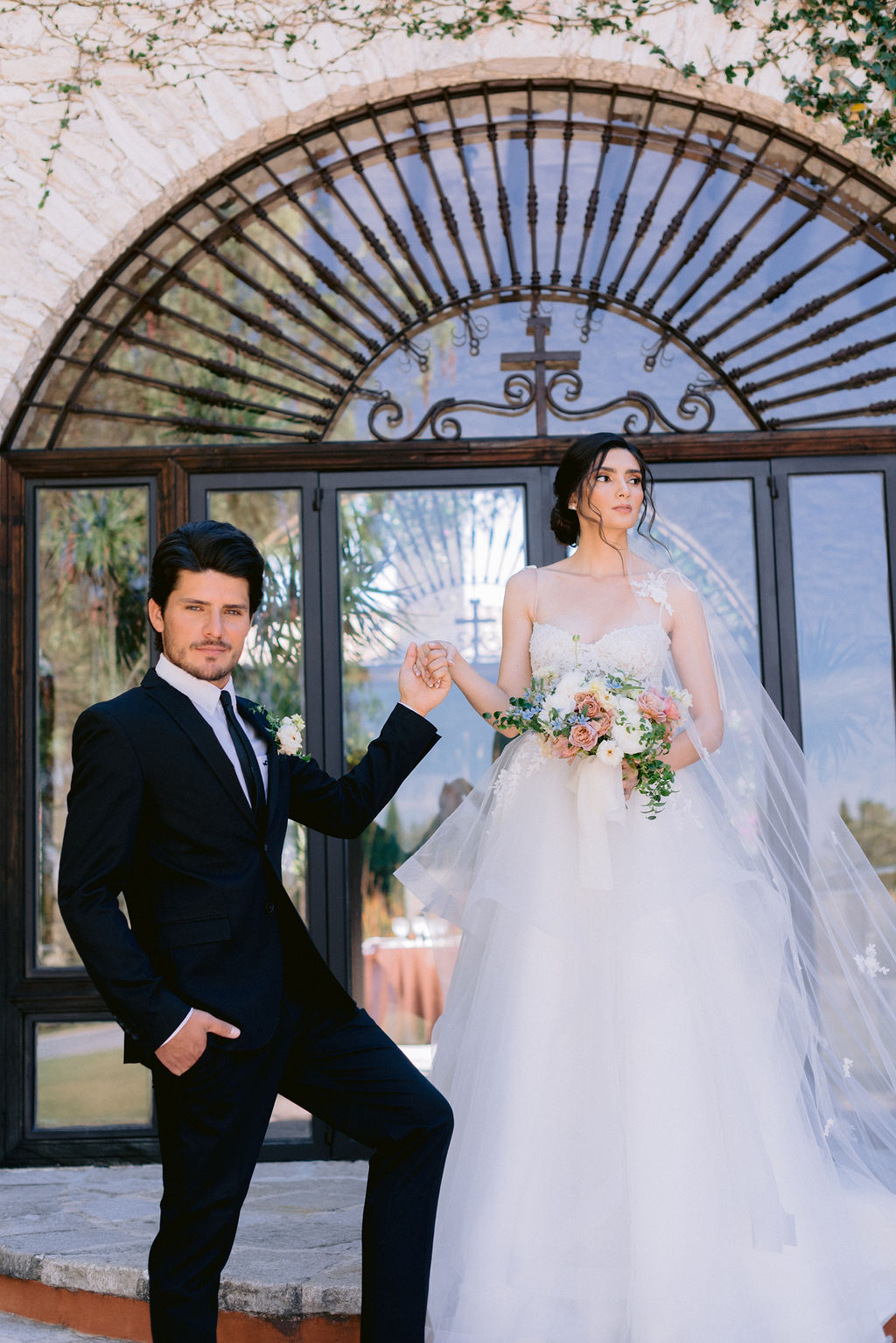 Modern with a touch of Rustic Intimate Elopement Inspiration in San Miguel de Allende