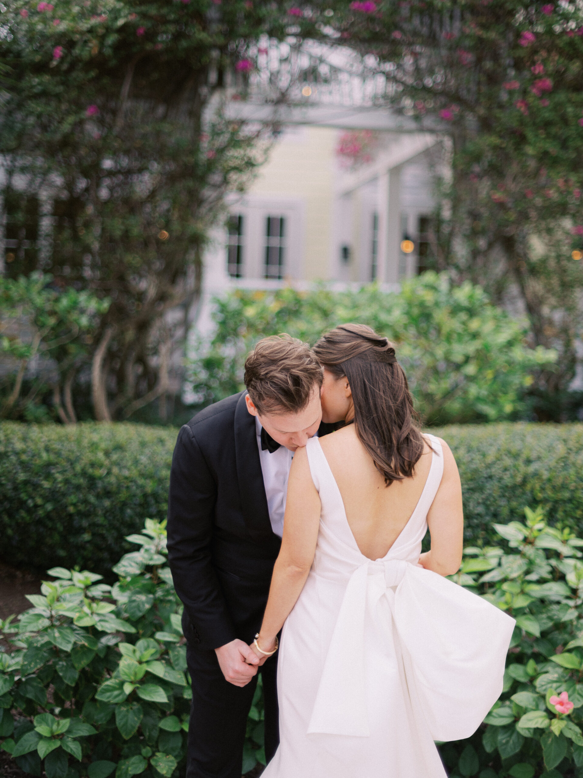 Dreamy Brooklyn Wedding with Flowing Flowers and Hints of Citrus