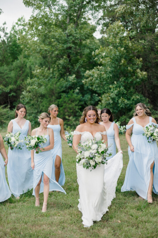 “One Big Party” Wedding in Arkansas | Elizabeth Anne Designs