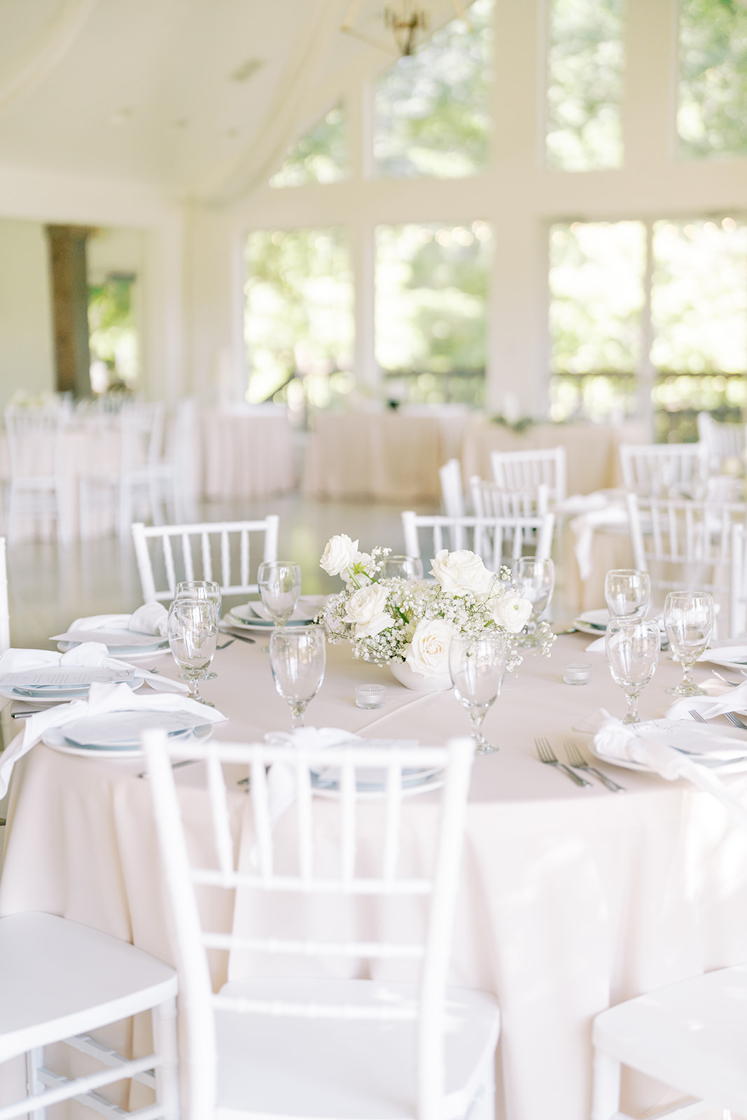 Embracing Elegance: A Minimalist Glass Chapel Wedding | Elizabeth Anne Designs