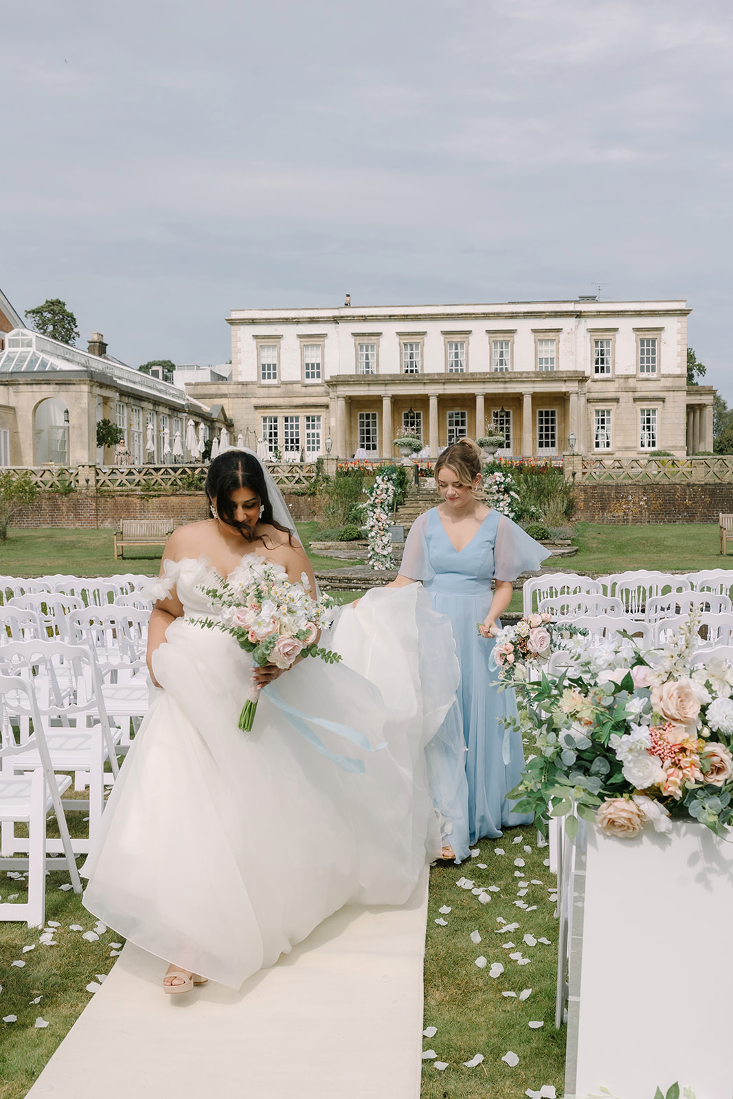 DIY Wedding Ideas That Look Elevated: Elegant Wedding Inspiration at Buxted Park | Elizabeth Anne Designs 