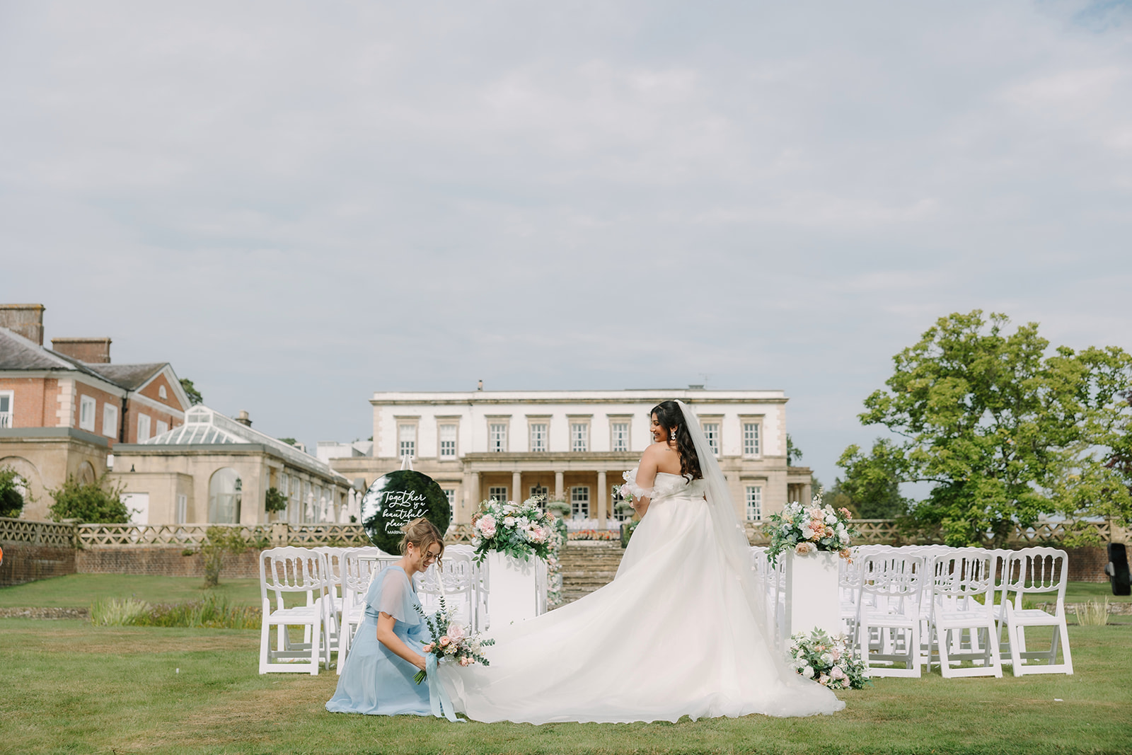 DIY Wedding Ideas That Look Elevated: Elegant Wedding Inspiration at Buxted Park | Elizabeth Anne Designs 