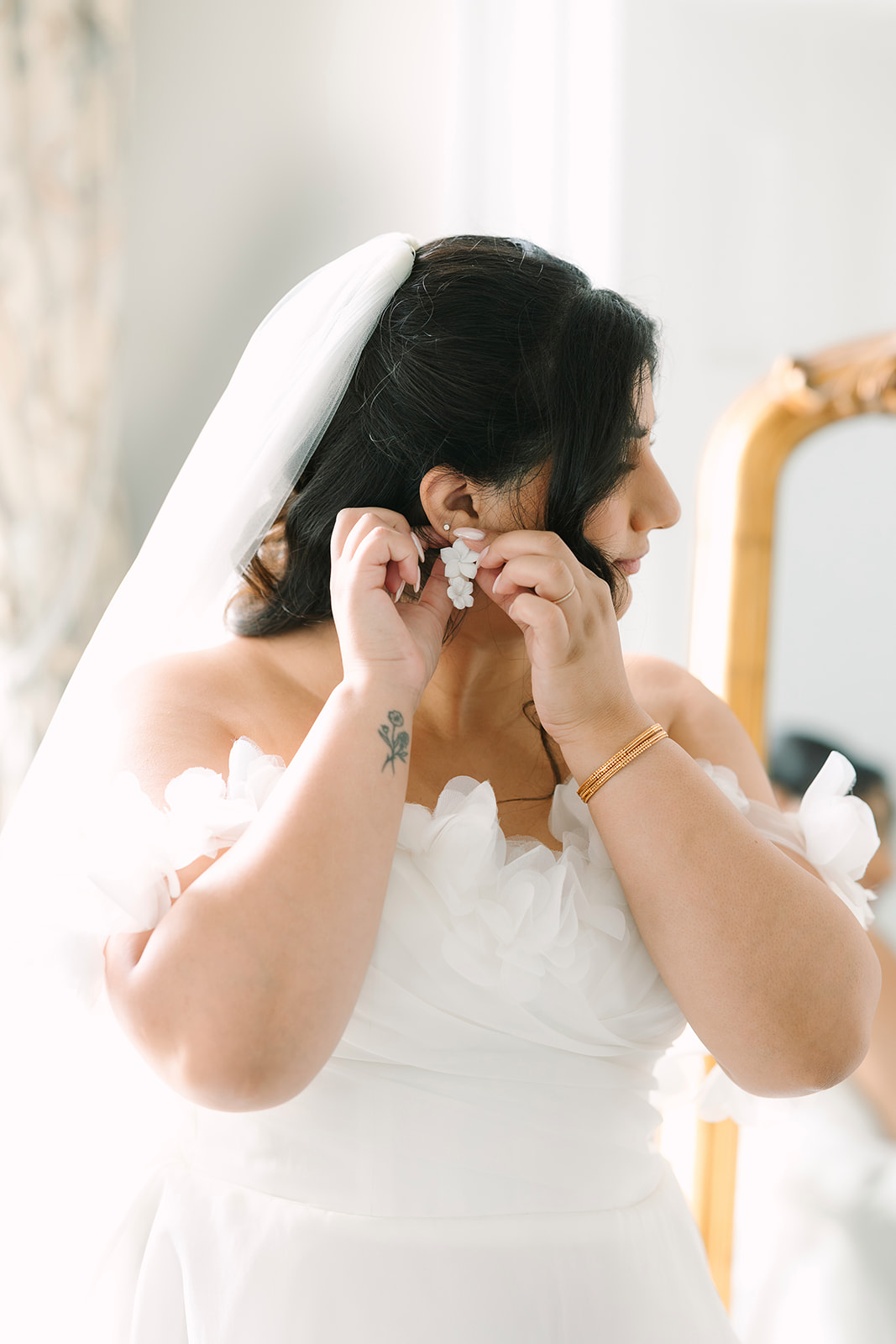 DIY Wedding Ideas That Look Elevated: Elegant Wedding Inspiration at Buxted Park | Elizabeth Anne Designs 