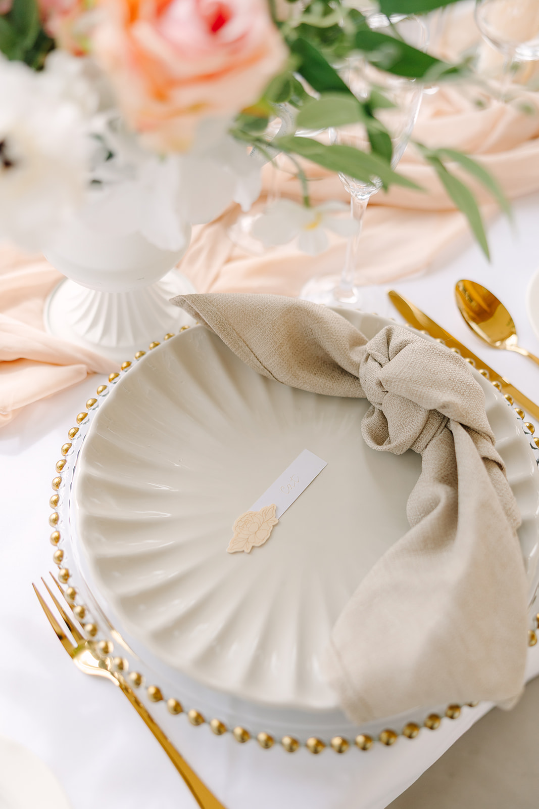 DIY Wedding Ideas That Look Elevated: Elegant Wedding Inspiration at Buxted Park | Elizabeth Anne Designs 
