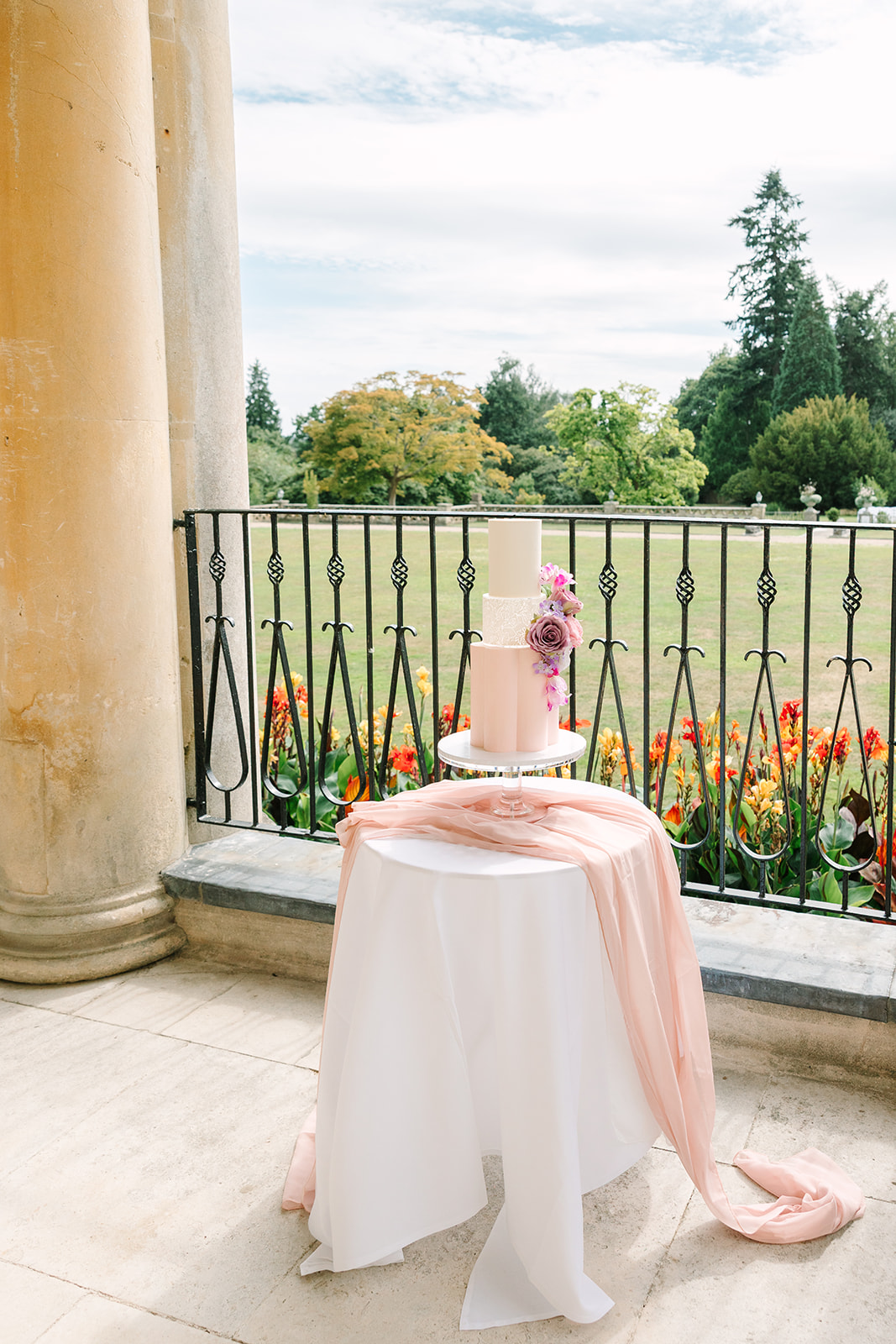 DIY Wedding Ideas That Look Elevated: Elegant Wedding Inspiration at Buxted Park | Elizabeth Anne Designs 
